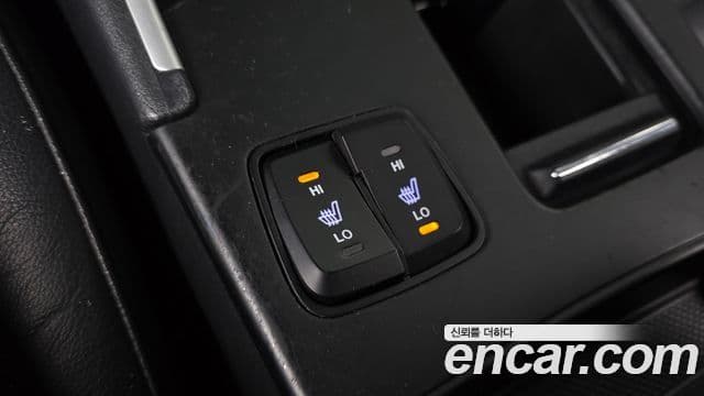 Hyundai YF Sonata топовая версия, 2010 18