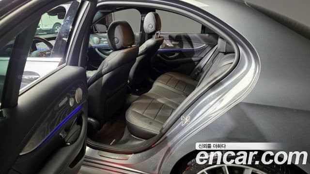 Mercedes-Benz E-класс W213 AMG Line, 2022 11