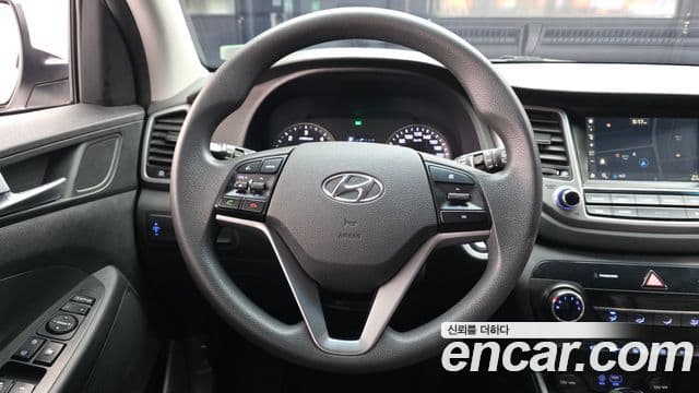 Hyundai All New Tucson Style, 2016 13