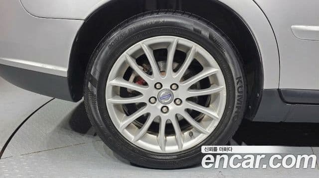 Volvo S40 2세대, 2009 все фото