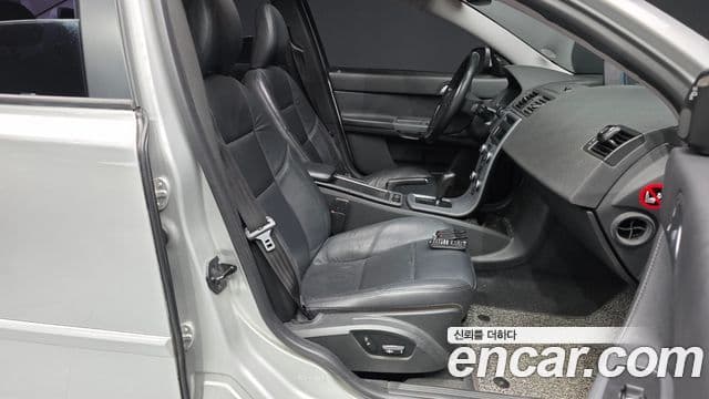 Volvo S40 2세대, 2009 11