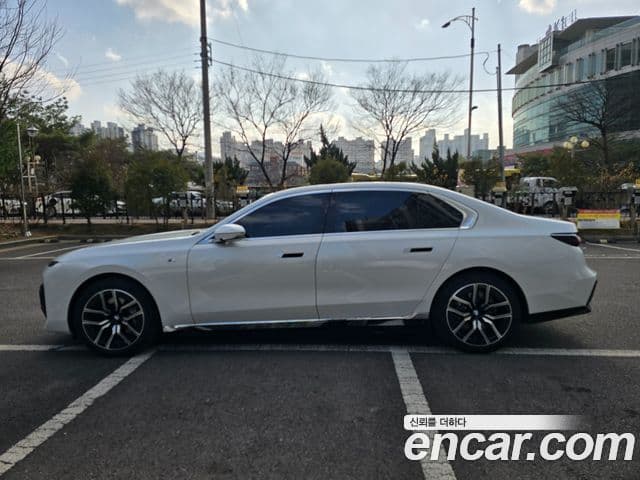 BMW i7 (G70) eDrive 50 M Sport, 2024 3