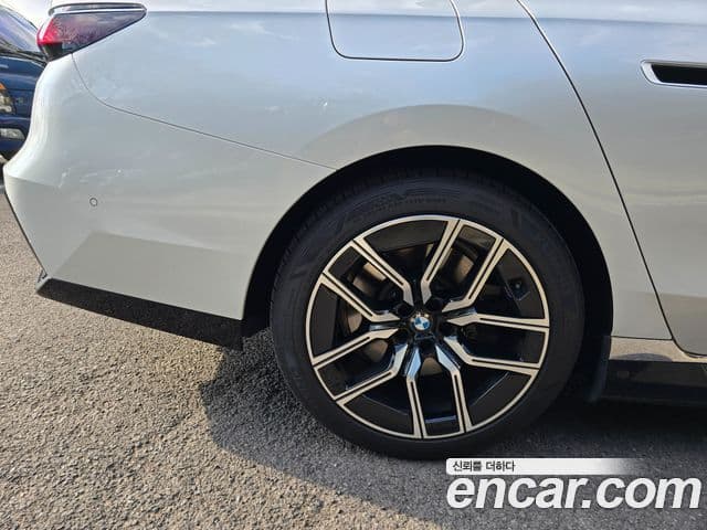 BMW i7 (G70) eDrive 50 M Sport, 2024 10