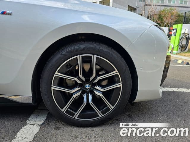 BMW i7 (G70) eDrive 50 M Sport, 2024 12