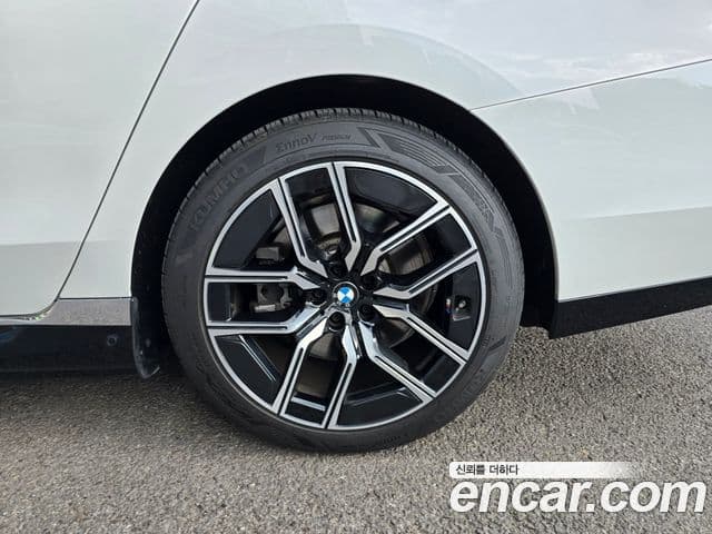 BMW i7 (G70) eDrive 50 M Sport, 2024 13