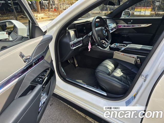 BMW i7 (G70) eDrive 50 M Sport, 2024 14