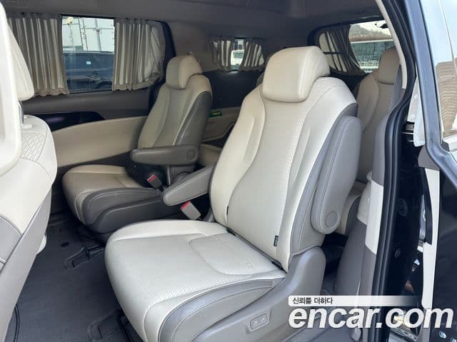 Kia Carnival 4세대 Signature, 2023 12
