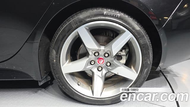 Jaguar XE 20d R스포츠, 2019 все фото