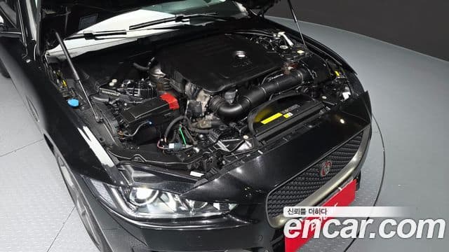 Jaguar XE 20d R스포츠, 2019 6