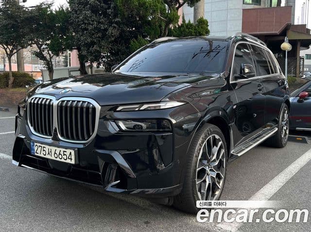 BMW X7 (G07) xDrive 40i M Sport 6인승, 2024 2