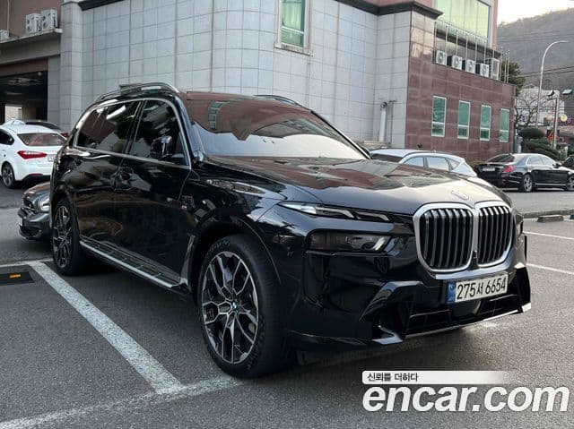 BMW X7 (G07) xDrive 40i M Sport 6인승, 2024 3