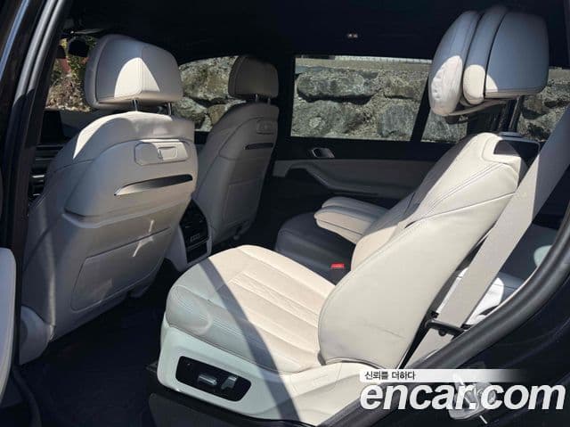 BMW X7 (G07) xDrive 40i M Sport 6인승, 2024 10