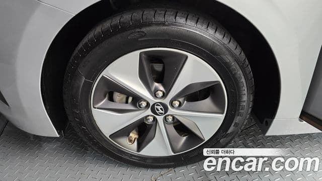 Hyundai Ioniq Электрический (Electric), 2017 все фото