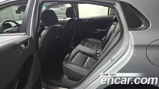 Hyundai Ioniq Электрический (Electric), 2017 11