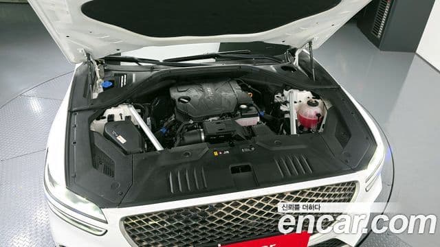 Genesis GV70, 2022 6