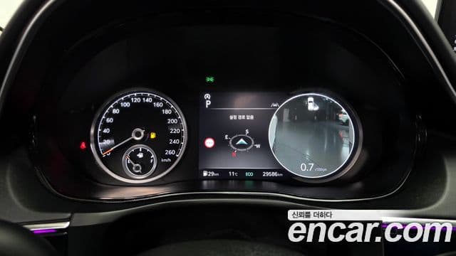 Genesis GV70, 2022 8