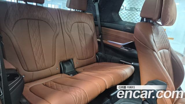 BMW X7 (G07) xDrive 40i Design Pure Excellence 6인승, 2025 13