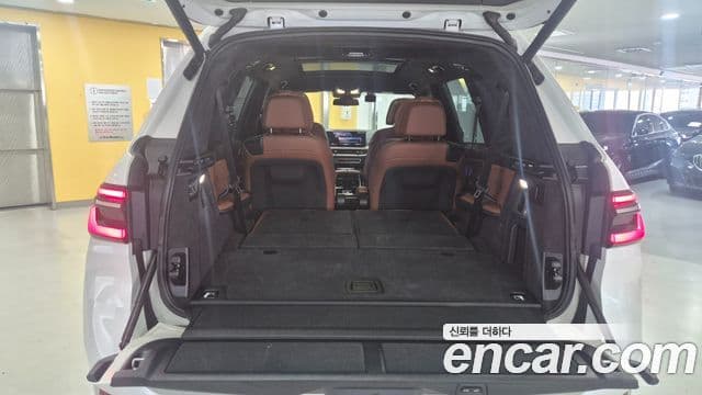 BMW X7 (G07) xDrive 40i Design Pure Excellence 6인승, 2025 15