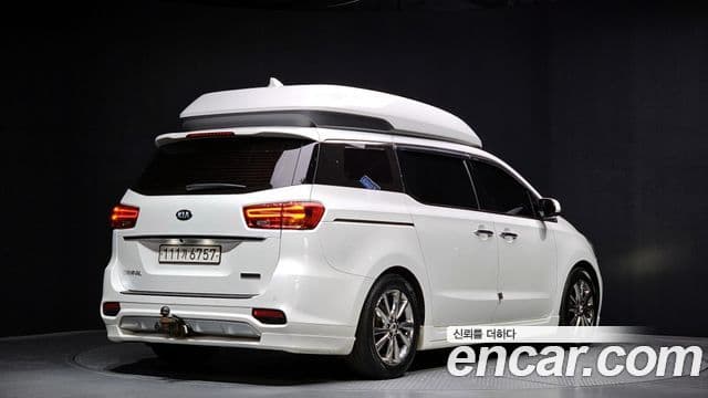 Kia The / новый New Carnival Noblesse Special, 2019 2