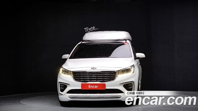 Kia The / новый New Carnival Noblesse Special, 2019 3