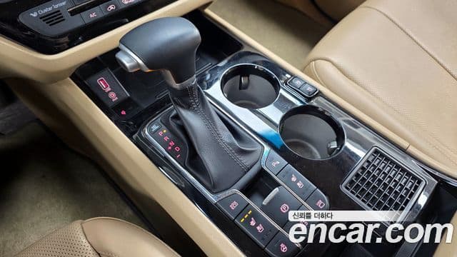 Kia The / новый New Carnival Noblesse Special, 2019 9