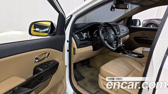 Kia The / новый New Carnival Noblesse Special, 2019 10