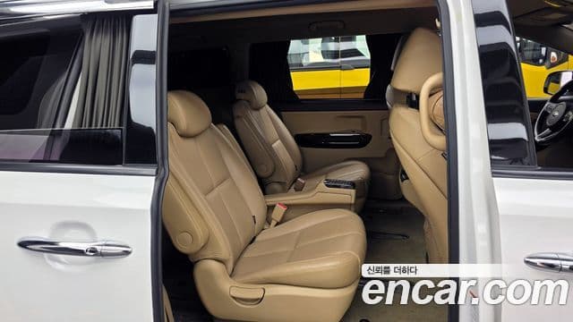 Kia The / новый New Carnival Noblesse Special, 2019 12