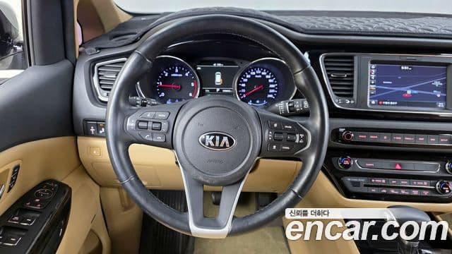 Kia The / новый New Carnival Noblesse Special, 2019 13