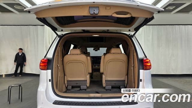 Kia The / новый New Carnival Noblesse Special, 2019 20