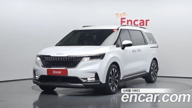 Kia Carnival 4세대 Signature, 2022 1