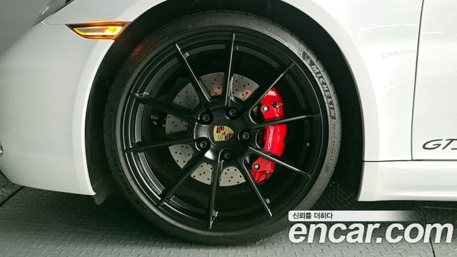 Porsche 718 Boxster 4.0 GTS, 2022 все фото