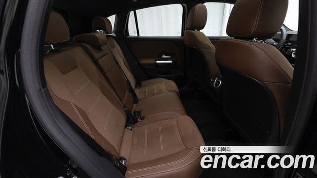 Mercedes-Benz GLA-класс H247 GLA250 4MATIC, 2025 11