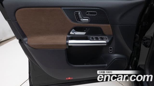 Mercedes-Benz GLA-класс H247 GLA250 4MATIC, 2025 12