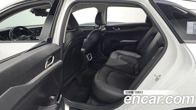Kia K5 3세대 Standard, 2023 13
