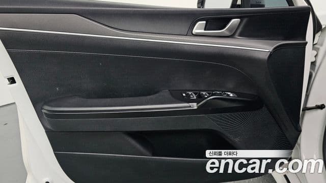 Kia K5 3세대 Standard, 2023 18