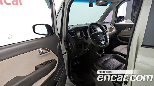 Kia Ray Luxury, 2013 11