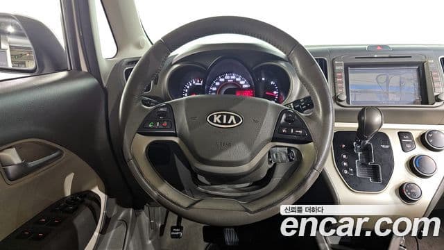 Kia Ray Luxury, 2013 13