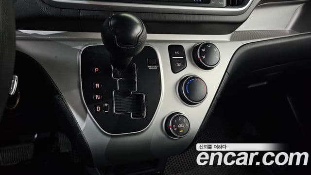 Kia The / новый New Ray люксовая версия, 2018 9