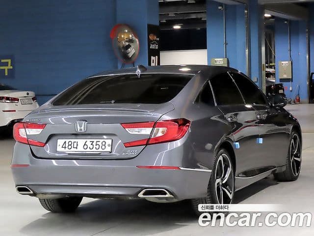 Honda Accord 10세대 2.0 турбо Sport, 2019 3