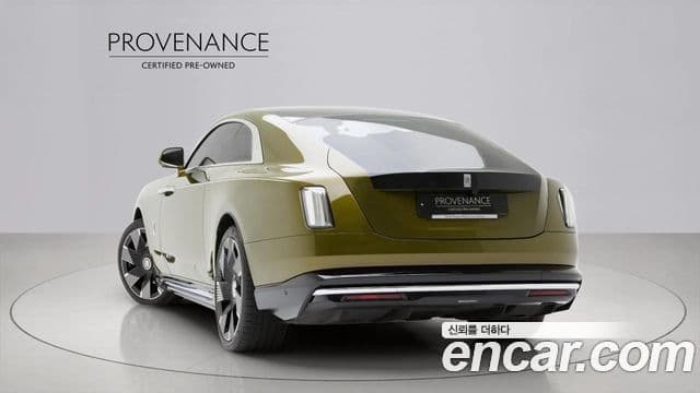 Rolls-Royce Spectre купе, 2024 7