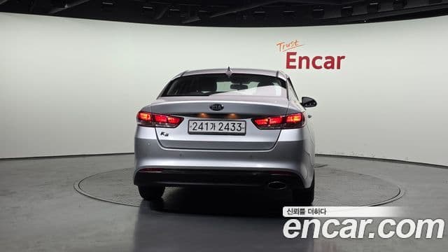 Kia K5 2세대 MX Deluxe, 2016 4