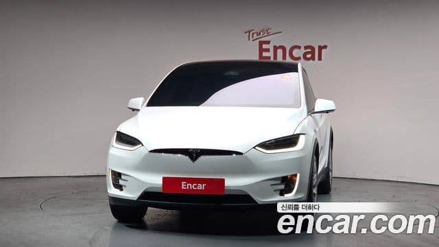 Tesla модель X, 2019 3