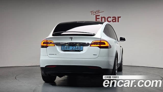 Tesla модель X, 2019 4
