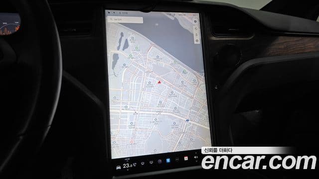 Tesla модель X, 2019 14