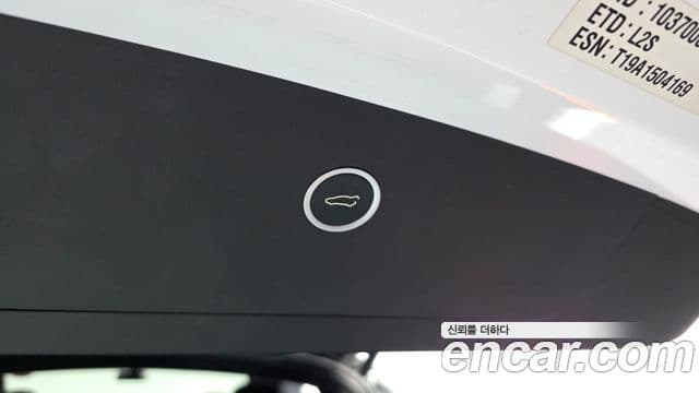 Tesla модель X, 2019 19