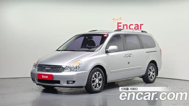 Kia Carnival R люксовая версия, 2014 1