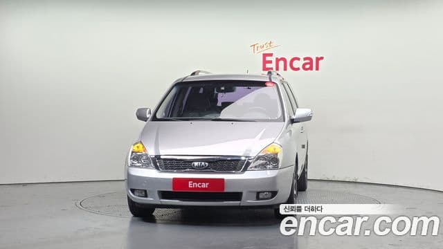 Kia Carnival R люксовая версия, 2014 3