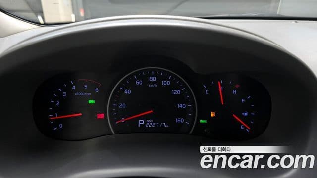 Kia Carnival R люксовая версия, 2014 8