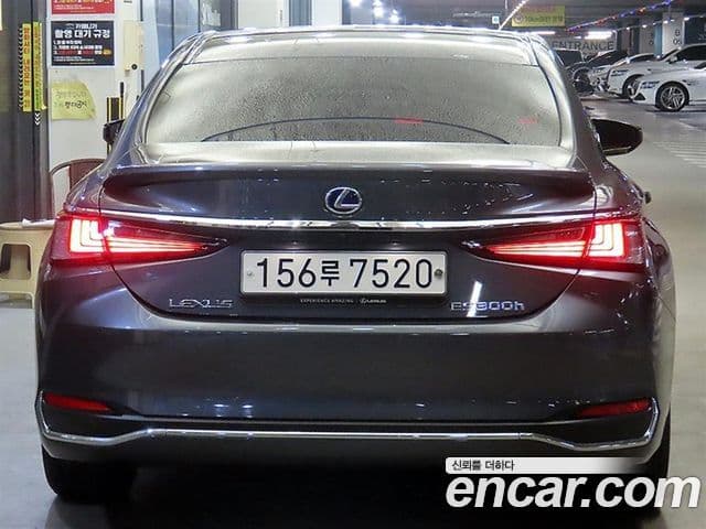 Lexus ES300h 7세대 Executive, 2022 все фото
