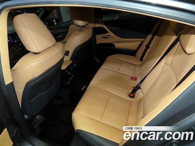 Lexus ES300h 7세대 Executive, 2022 7